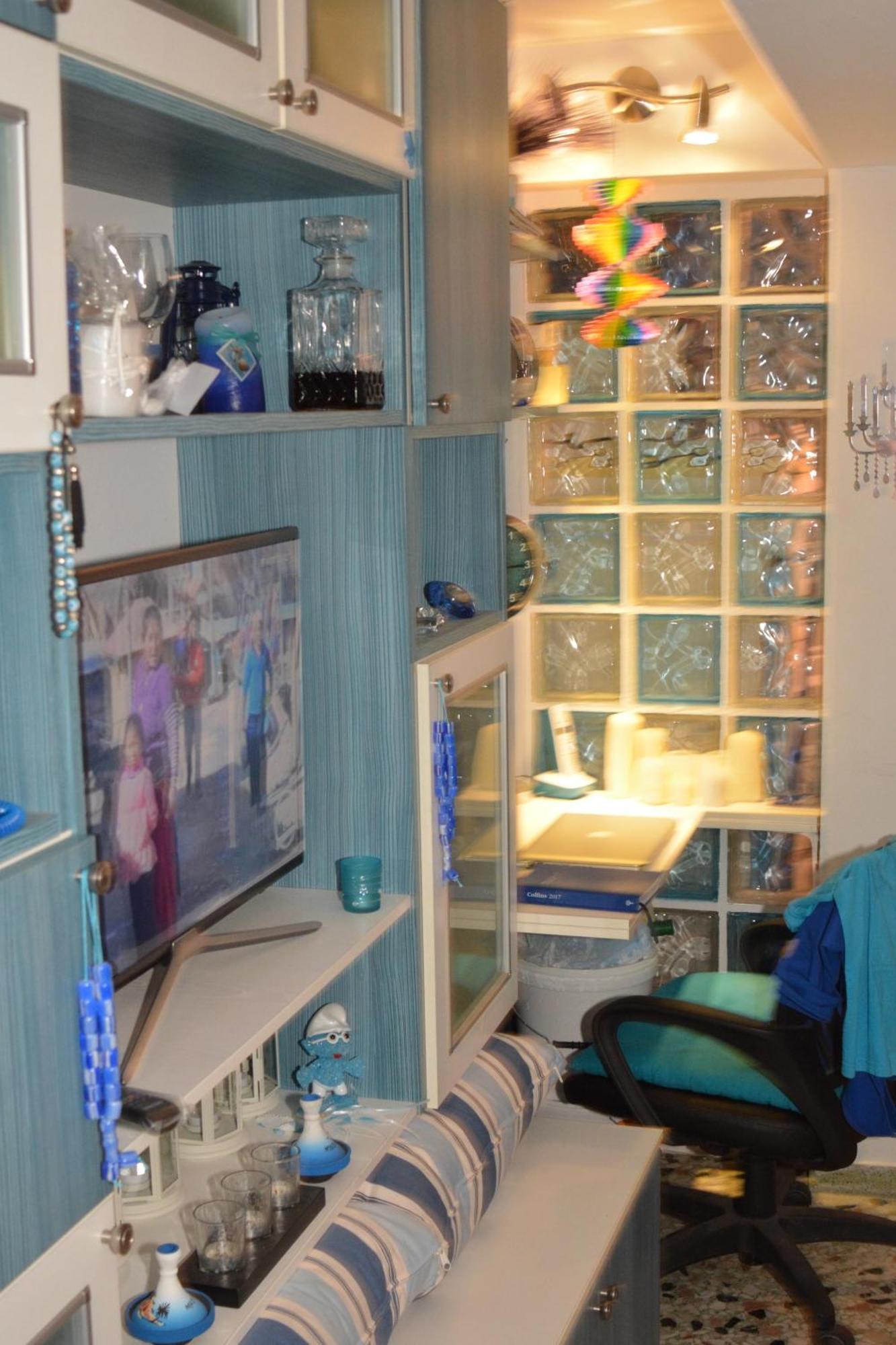 Apartment Right On The Beach- Beachfront-best Unit -paros